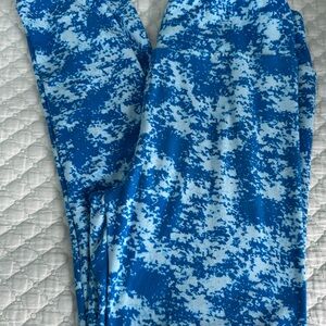 LuLaRoe Blue and White Patterned Leggings
